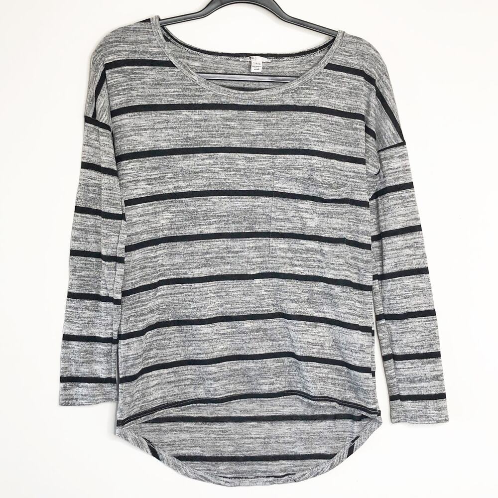 Volcom Girls Size 10 Sweater Grey Stripe Long Sleeve Small Top Knit Soft